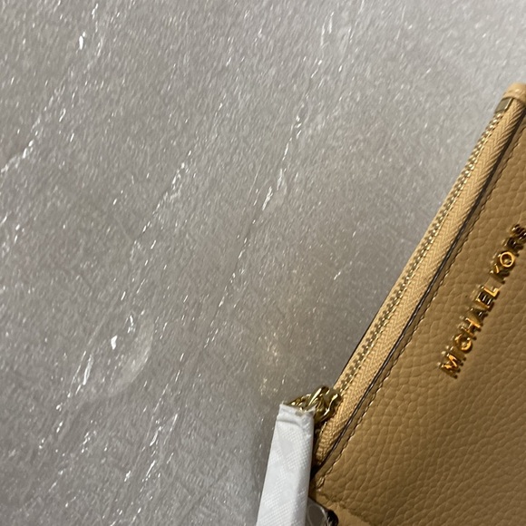 NWT 🔥 Michael kors jet set small coin purse - Picture 3 of 11